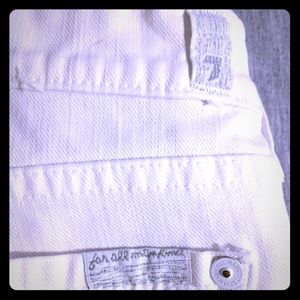 7 for all mankind white jeans